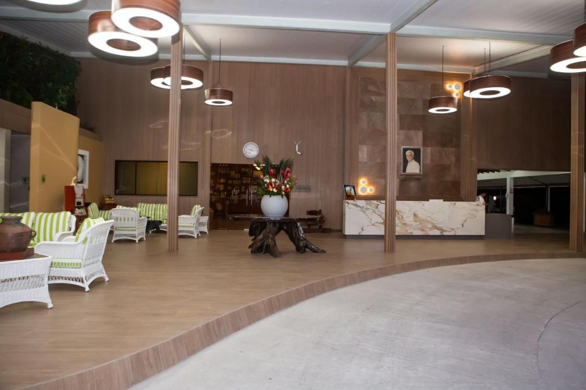Gran Hotel De Lago - Lago Agrio Nueva Loja Zewnętrze zdjęcie