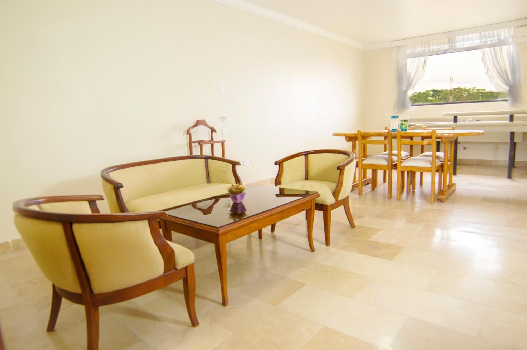 Gran Hotel De Lago - Lago Agrio Nueva Loja Zewnętrze zdjęcie