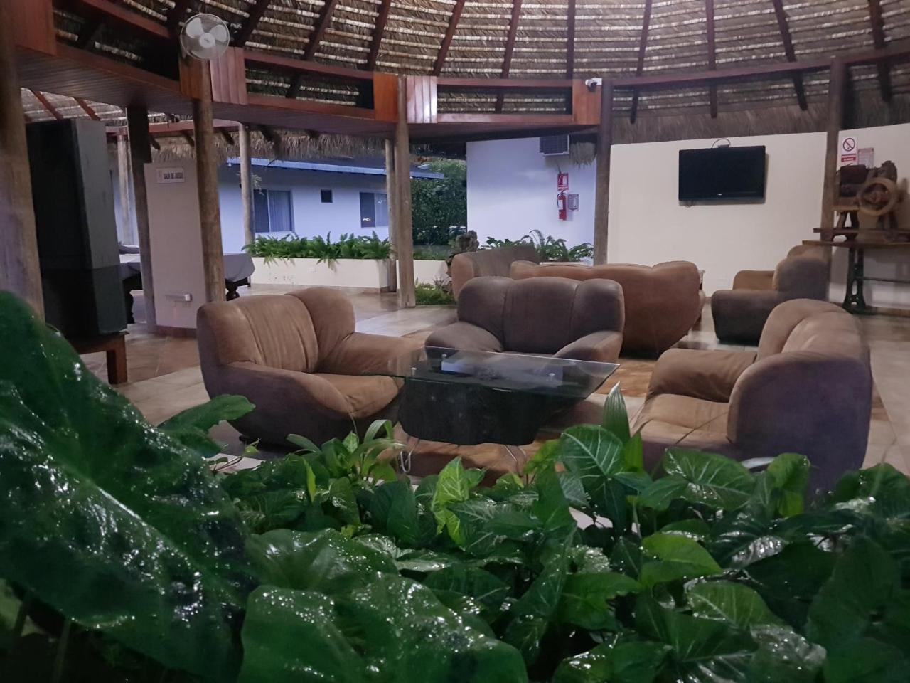 Gran Hotel De Lago - Lago Agrio Nueva Loja Zewnętrze zdjęcie