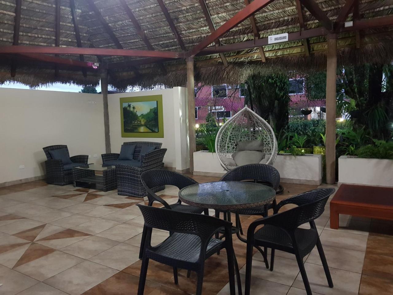Gran Hotel De Lago - Lago Agrio Nueva Loja Zewnętrze zdjęcie