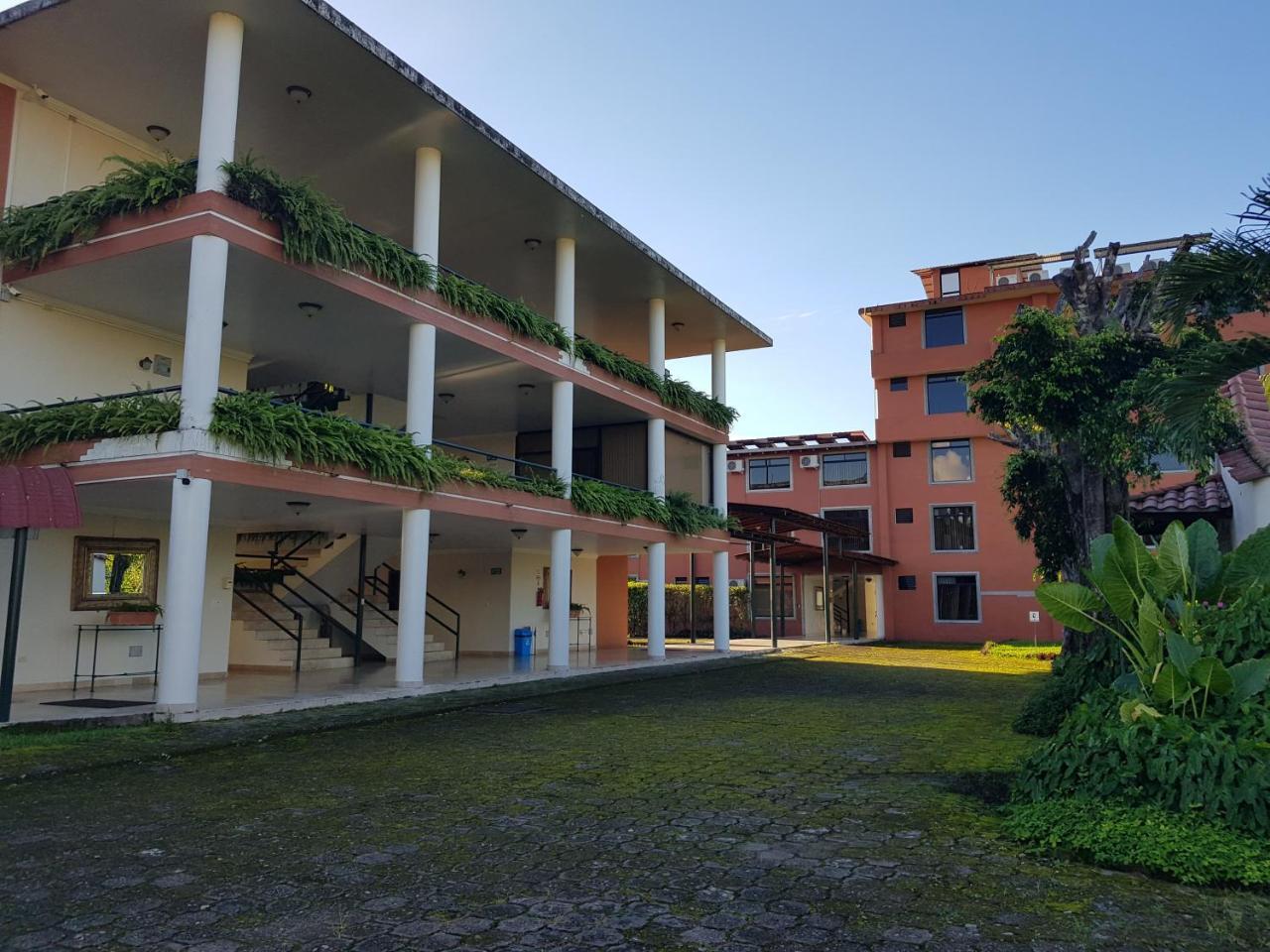 Gran Hotel De Lago - Lago Agrio Nueva Loja Zewnętrze zdjęcie
